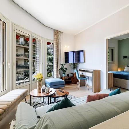 Bright 1 Bedroom Sea View And Terrace Apartment *