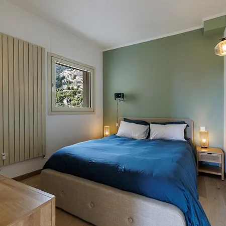 Bright 1 Bedroom Sea View And Terrace Lägenhet